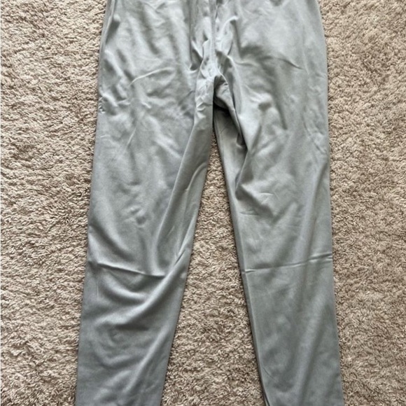 Under Armour Gray Sweatpants with Tapered Legs - Picture 4 of 4